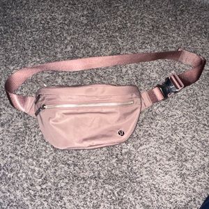 Lululemon City Adventure Belt Bag 2.5L | Twilight Rose |